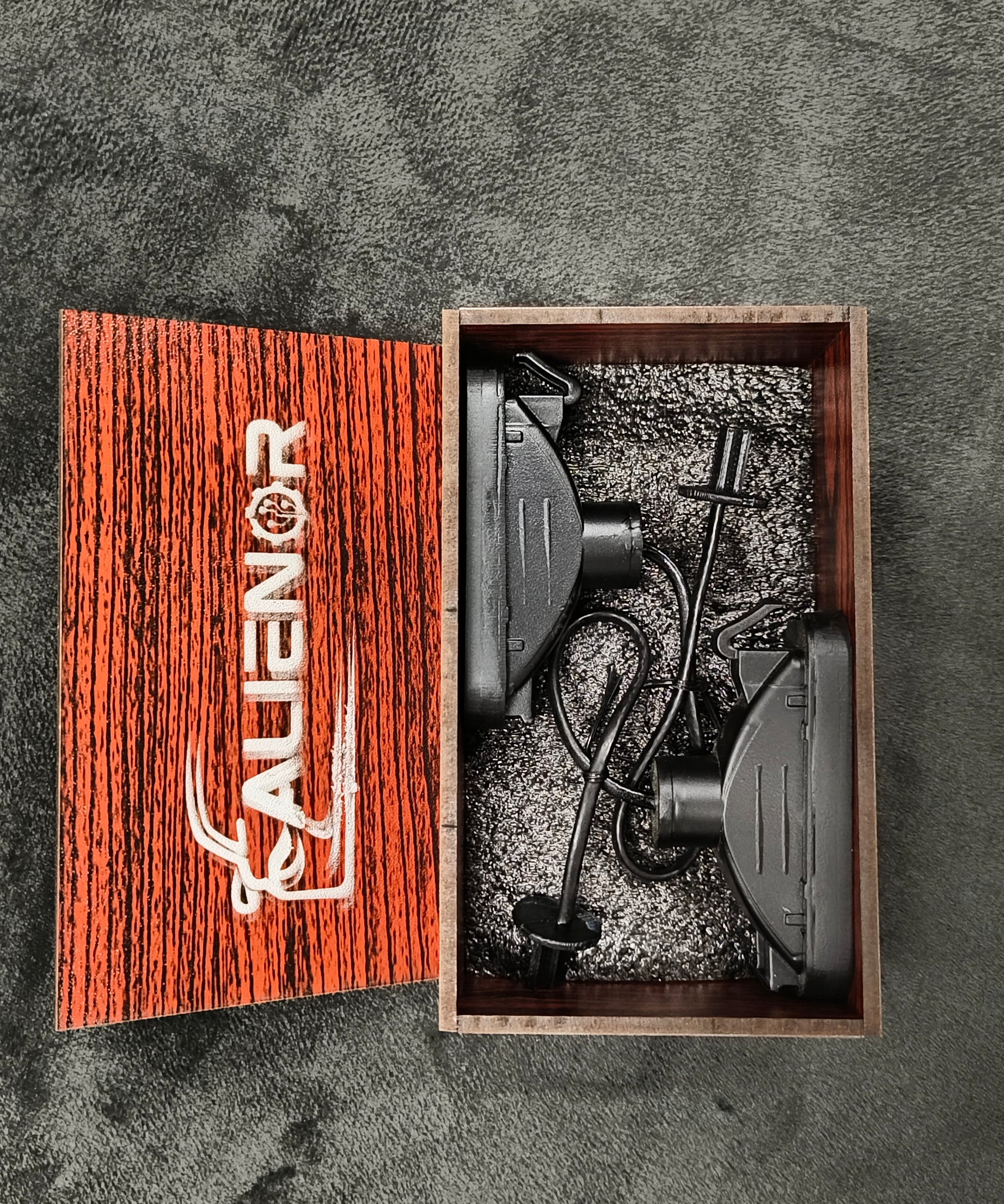 Mahindra Scorpio  Side indicators